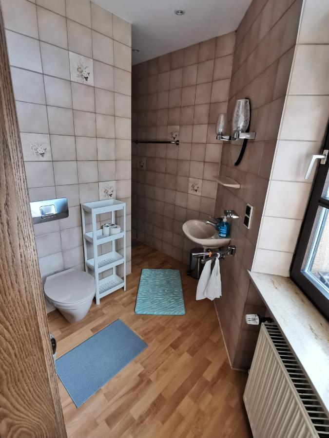 Pension Landgasthof - Iva Haßloch エクステリア 写真